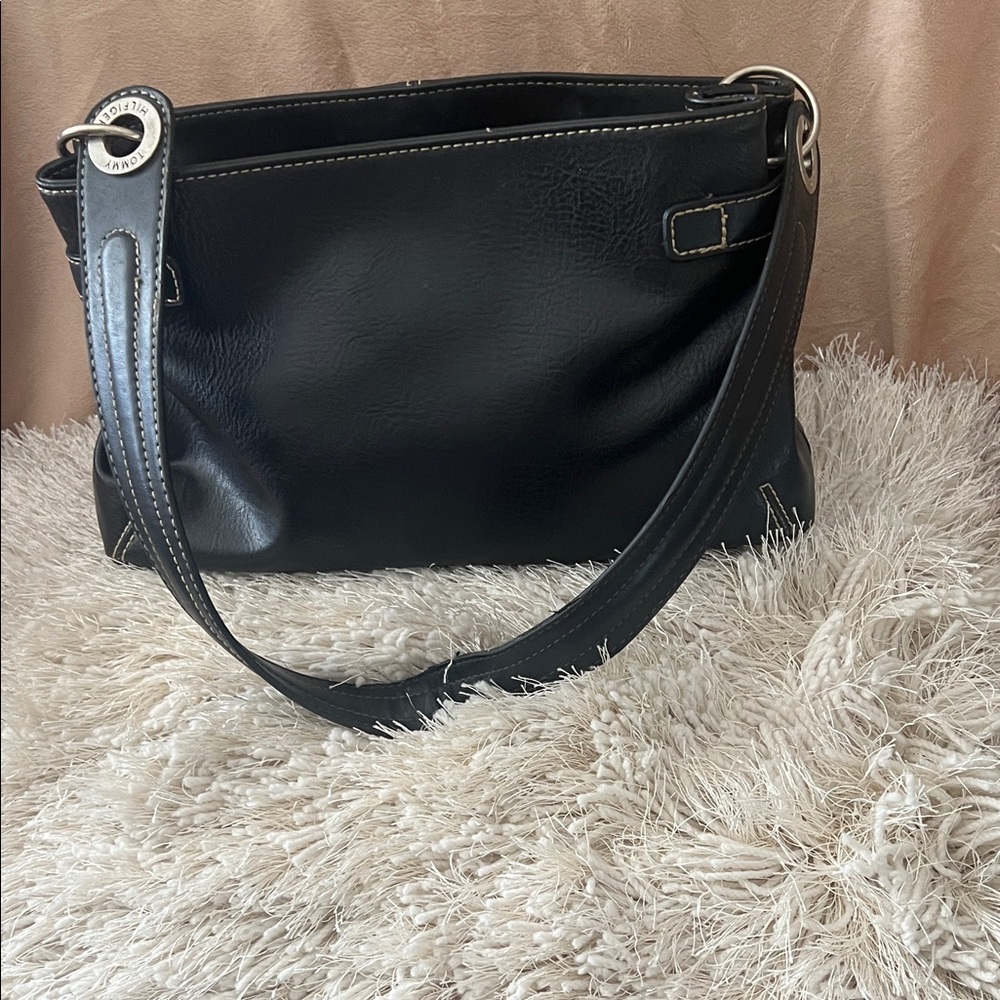 Tommy Hilfiger Black Shoulder Bag
